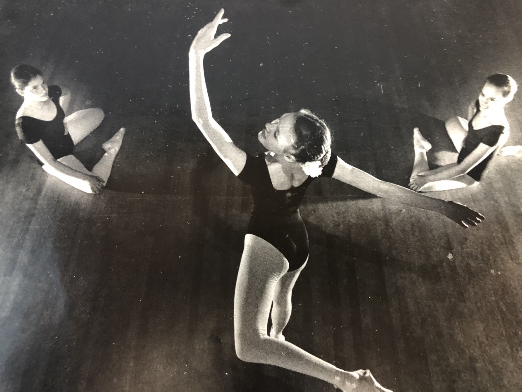 Teen Veanne Cox dancing